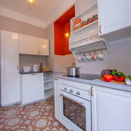 Casa Dell'artista Apartment *